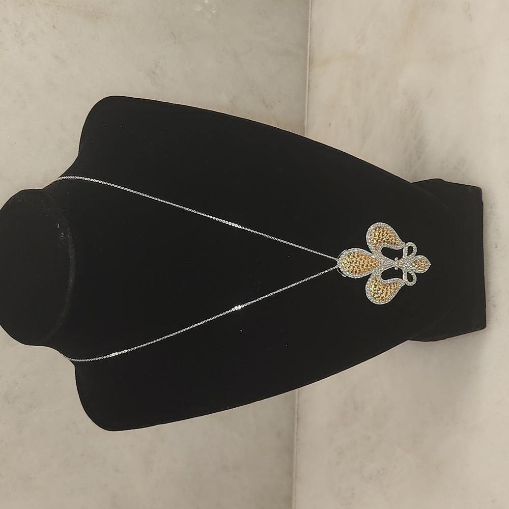 Sterling silver flur de lis necklace